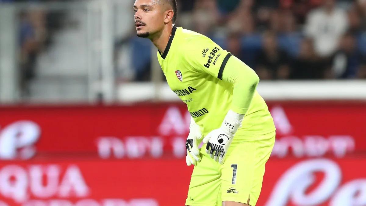 Elia Caprile, gardien de Cagliari, pourrait opter pour
