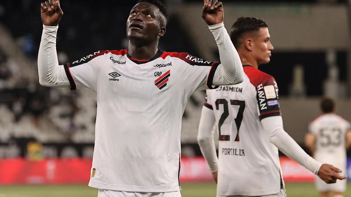 Aston Villa relance sa piste pour Kevin Viveros